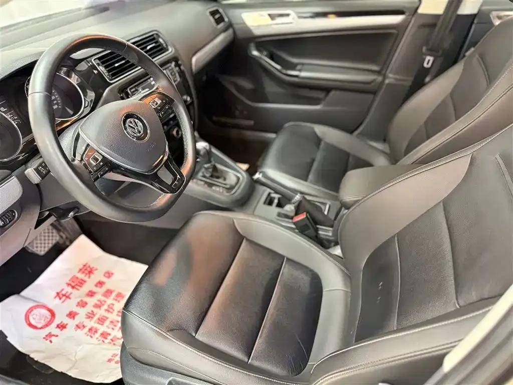 2018 Volkswagen Sagitar 1.6L Automatic Comfort Model — миниатюра 15