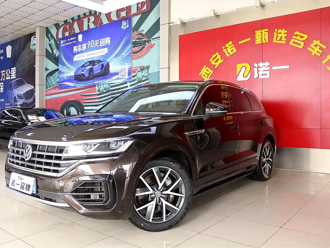 Touareg 2019 3.0TSI R-Line Edition (China VI Emission Standard) — миниатюра 1