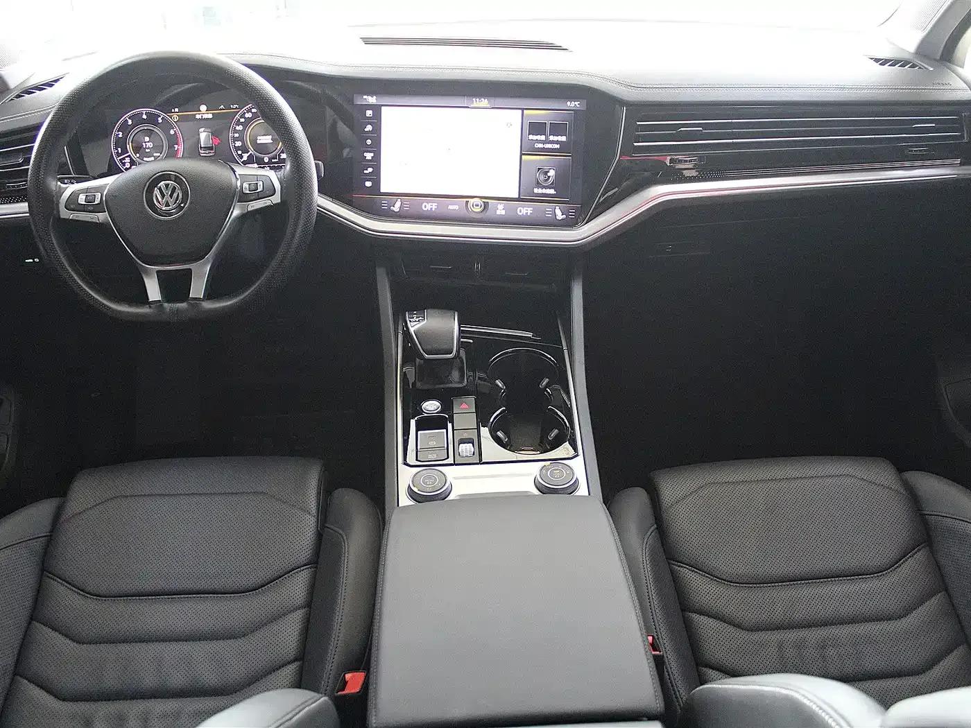 Touareg 2019 3.0TSI R-Line Edition (China VI Emission Standard) — миниатюра 4