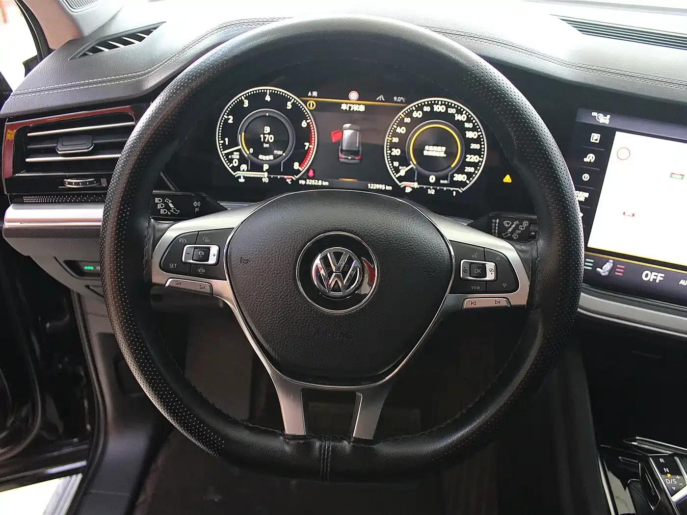 Touareg 2019 3.0TSI R-Line Edition (China VI Emission Standard) — миниатюра 9
