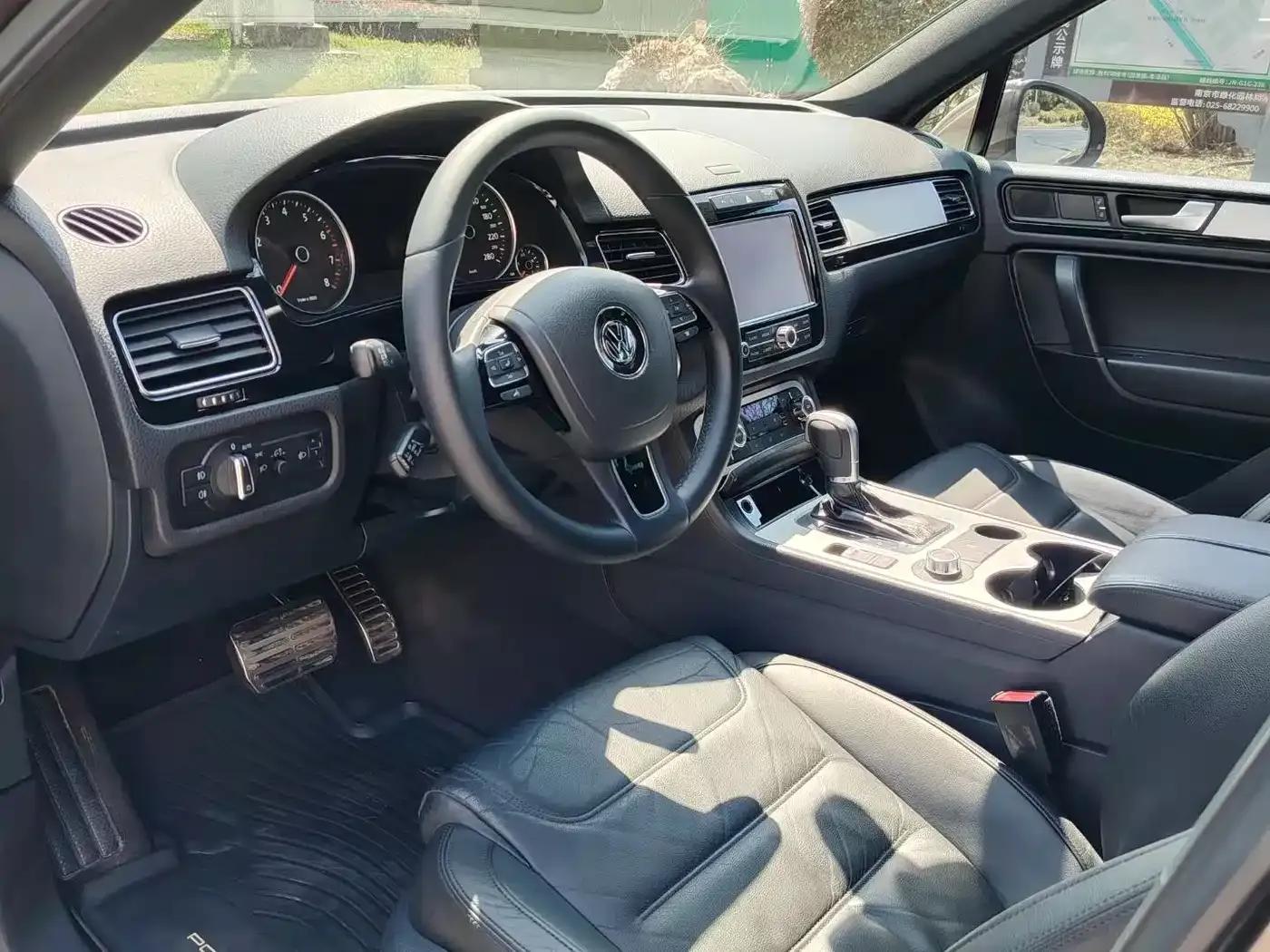2011 Touareg 3.0TSI Standard Edition — миниатюра 8