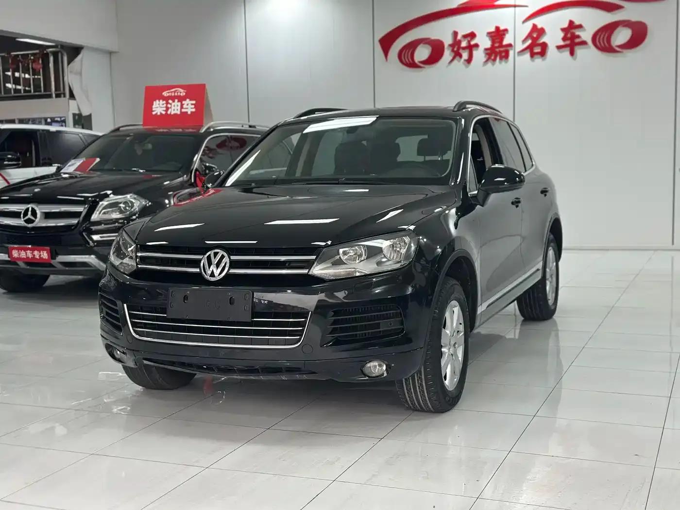 Touareg 2011 3.0TDI Diesel Standard Edition — миниатюра 1