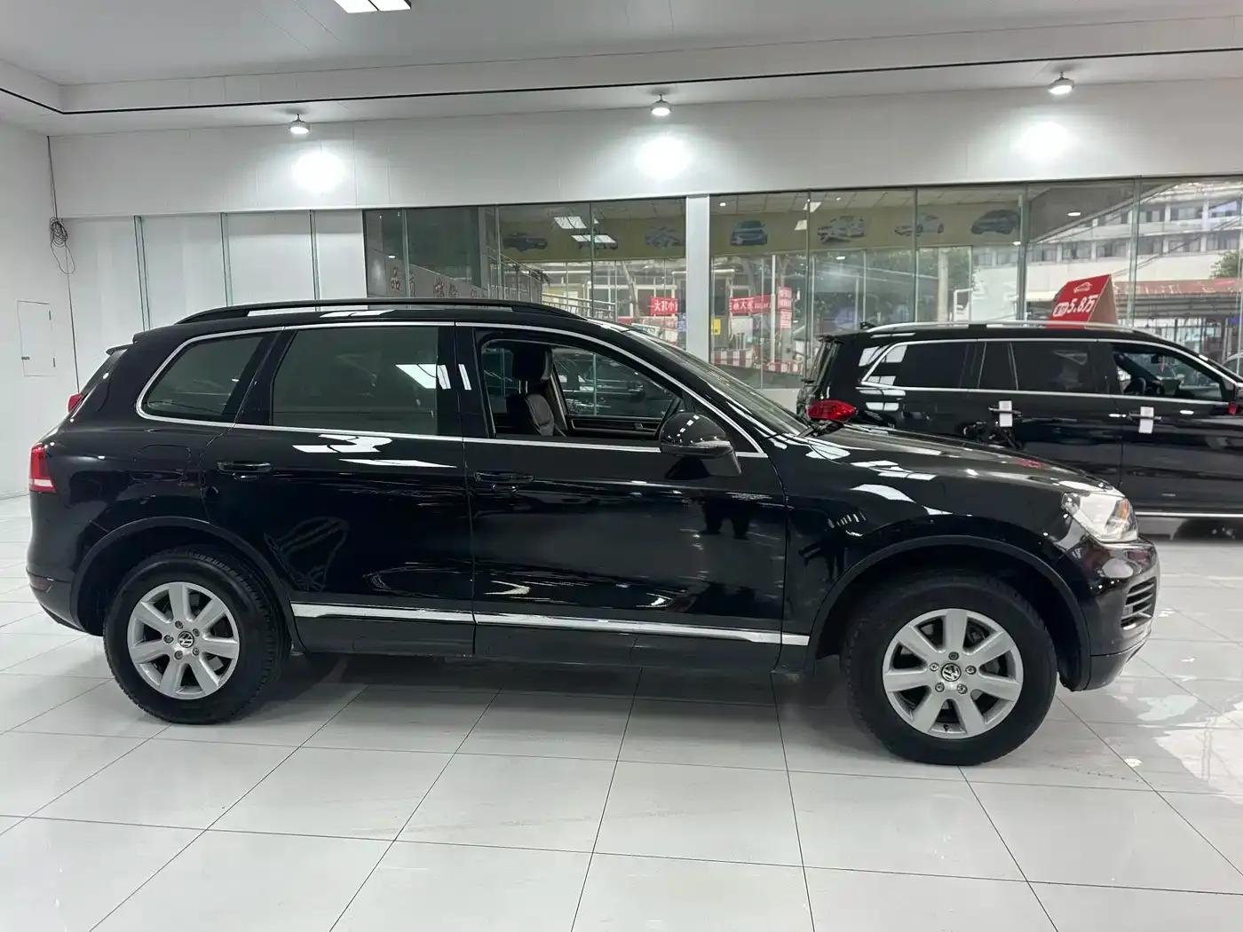 Touareg 2011 3.0TDI Diesel Standard Edition — миниатюра 14