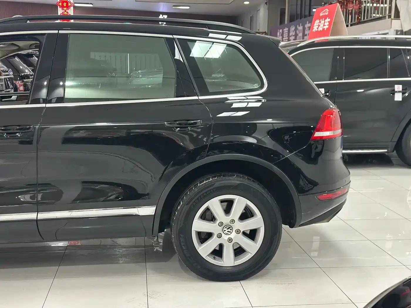 Touareg 2011 3.0TDI Diesel Standard Edition — миниатюра 16