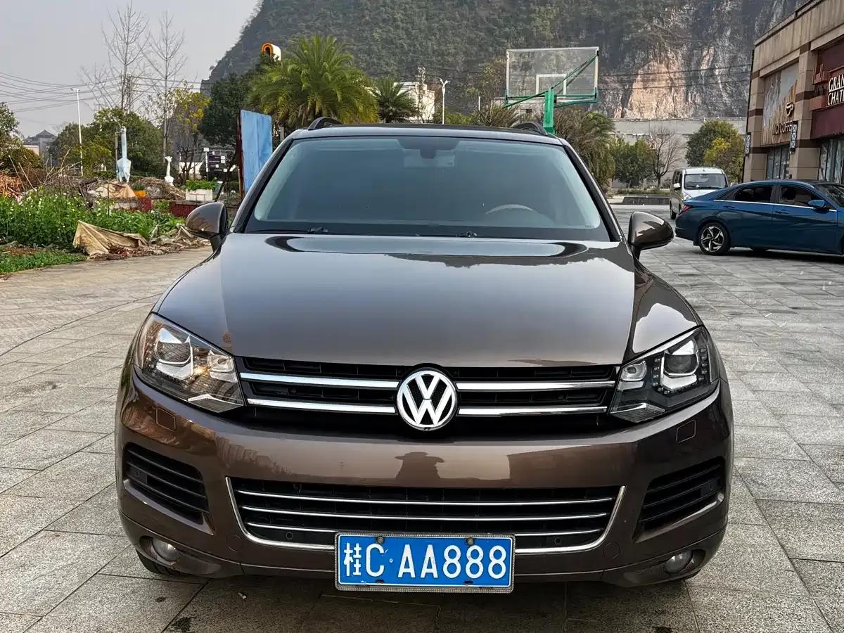 2011 Volkswagen Touareg 3.0TSI High-Spec Model — миниатюра 3