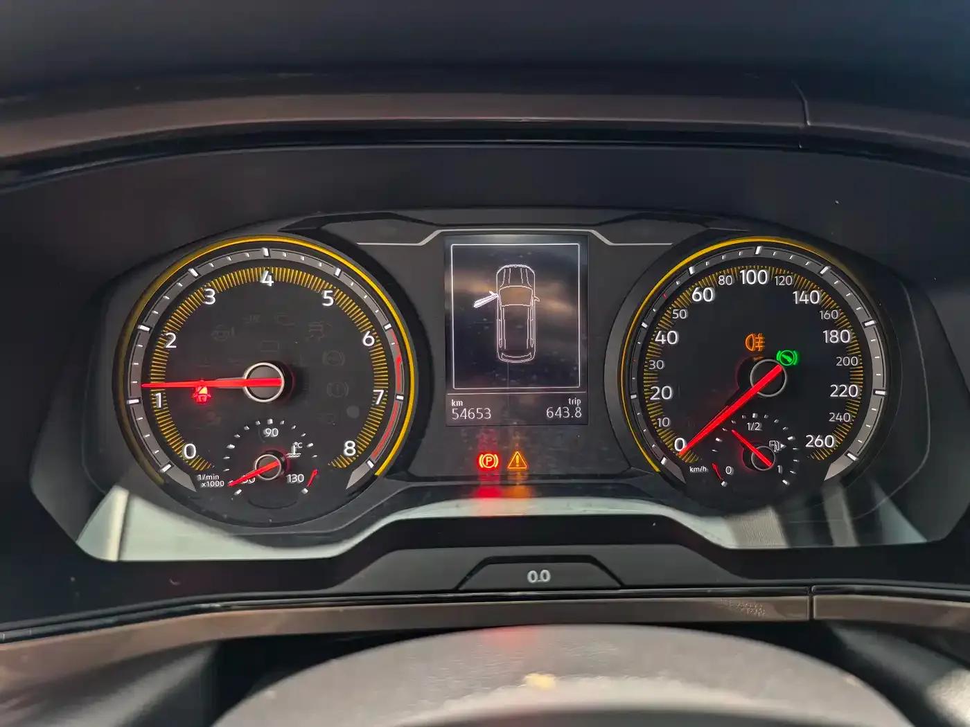 Tharu 2022 280TSI 2WD Luxury Edition — миниатюра 3