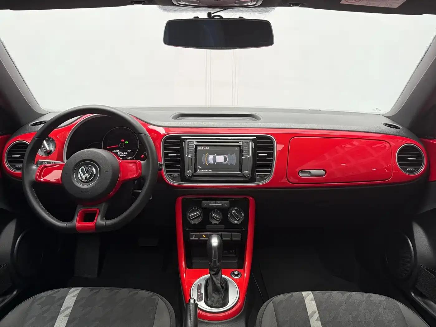 2017 Volkswagen Beetle 180TSI Comfort Edition — миниатюра 12