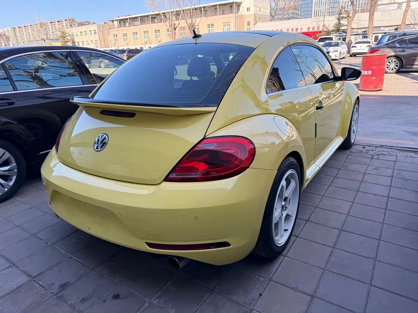 2013 Volkswagen Beetle 1.4TSI R-Line — миниатюра 14