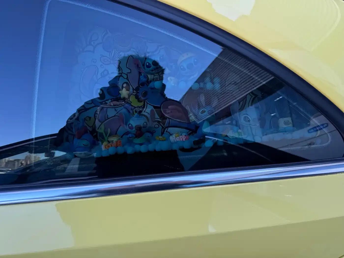 2013 Volkswagen Beetle 1.4TSI R-Line — миниатюра 4