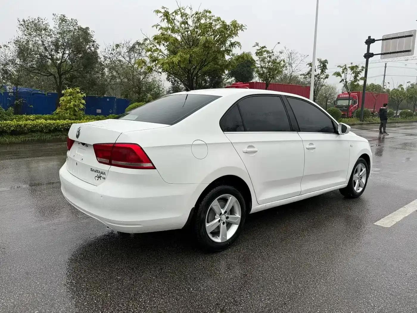 Santana 2015 1.6L Automatic Comfort Edition — миниатюра 4