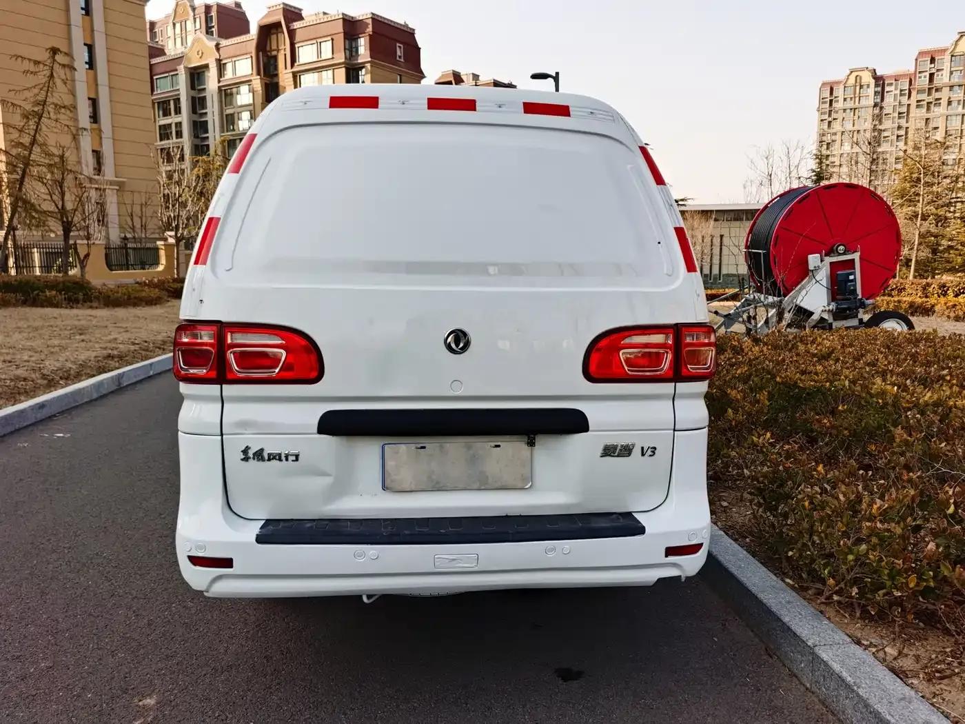 Lingzhi 2020 M5 1.6L Practical Edition — миниатюра 8