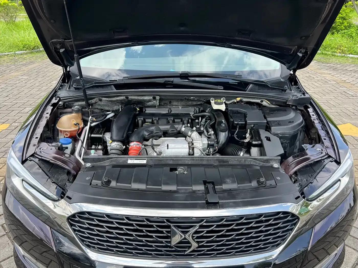 DS 5LS 2015 1.6T Comfort Edition THP160 — миниатюра 17