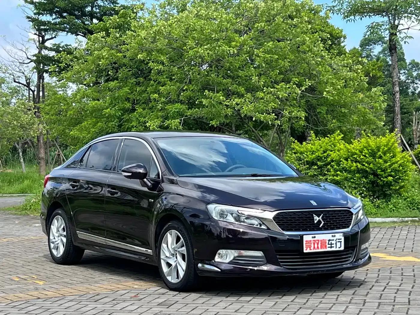 DS 5LS 2015 1.6T Comfort Edition THP160 — миниатюра 3
