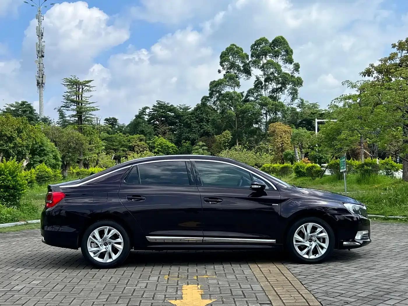 DS 5LS 2015 1.6T Comfort Edition THP160 — миниатюра 4