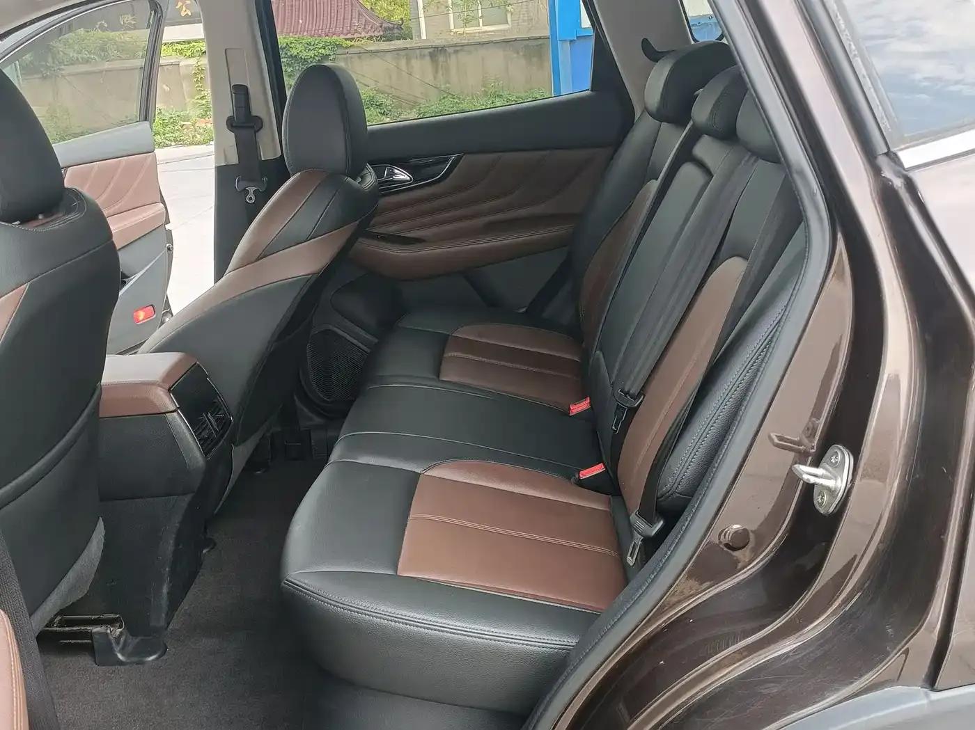 Dongfeng Fengshen AX7 2018 Classic 1.6T Automatic Elite — миниатюра 11