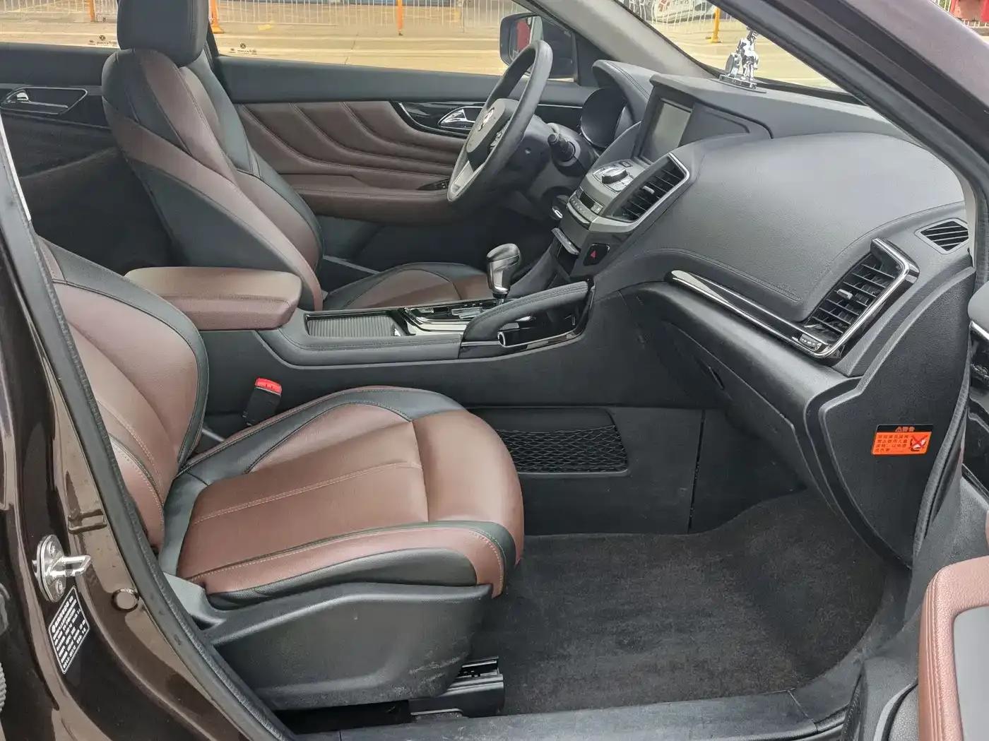 Dongfeng Fengshen AX7 2018 Classic 1.6T Automatic Elite — миниатюра 9