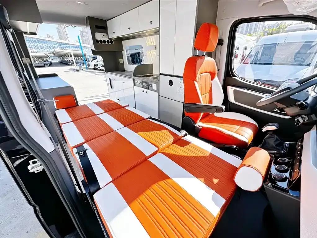 2025 Yufeng 2.0T Automatic — миниатюра 8