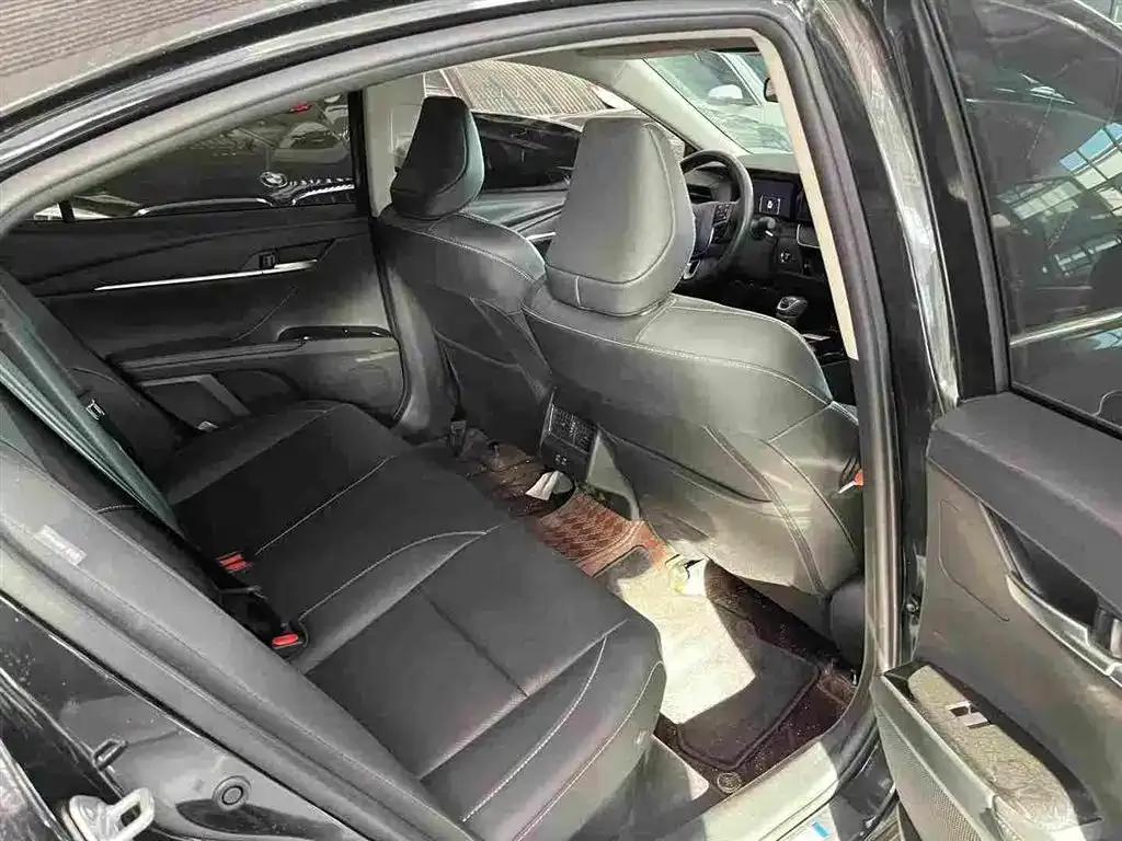 Camry 2025 Hybrid 2.0HG Glorious Edition — миниатюра 6