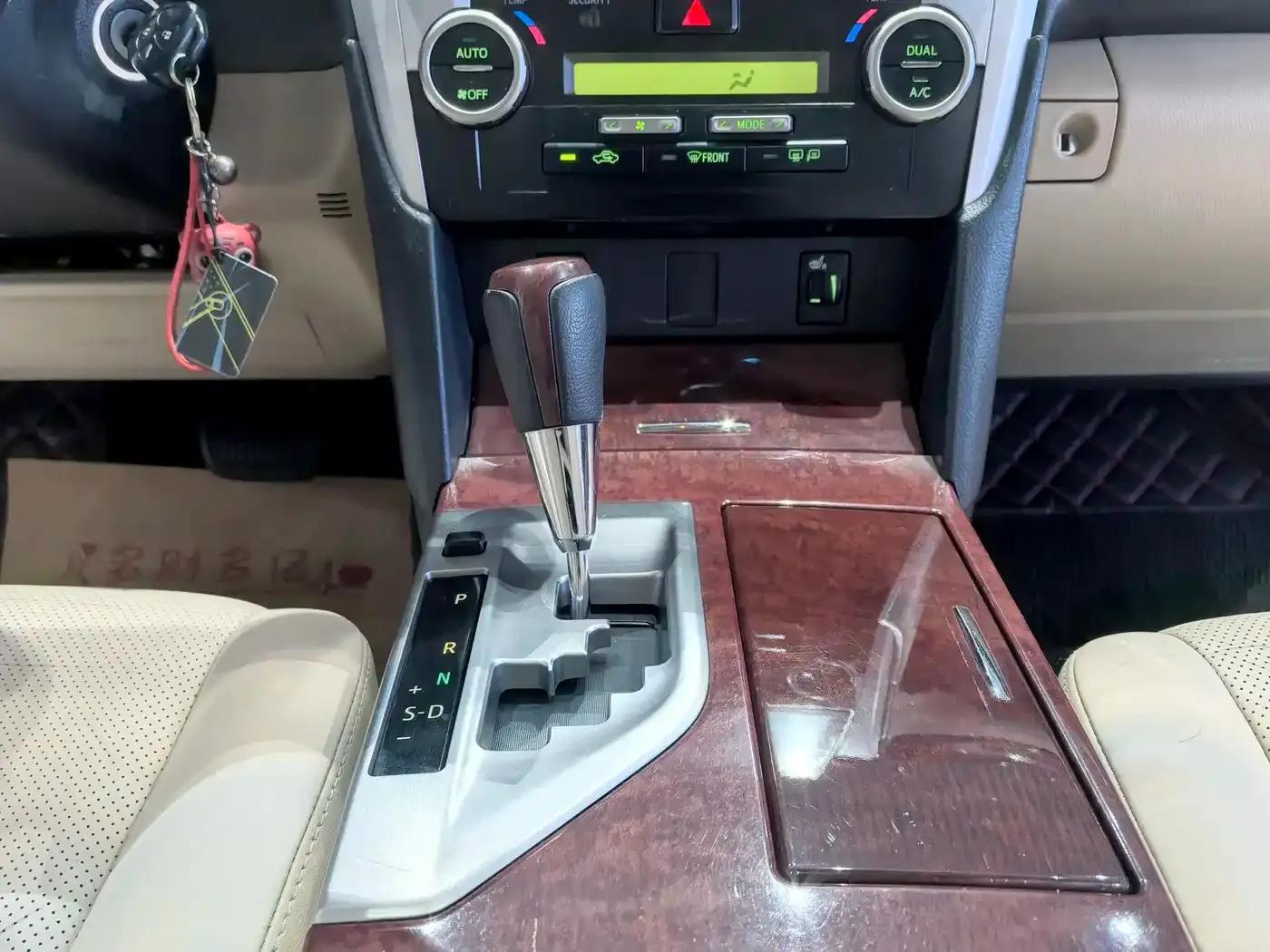 2013 Camry 2.0G Comfort Edition — миниатюра 18