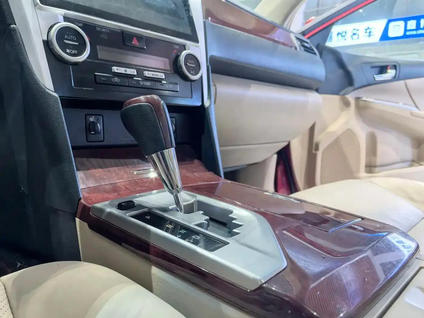 2013 Camry 2.0G Comfort Edition — миниатюра 10