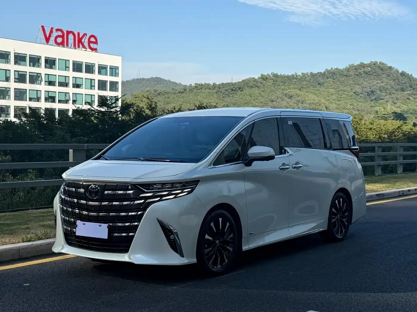 2024 Alphard Hybrid 2.5L Premium Edition — миниатюра 1