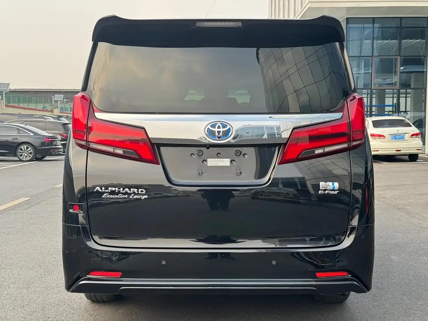 2019 Alphard Hybrid 2.5L Premium Edition — миниатюра 4