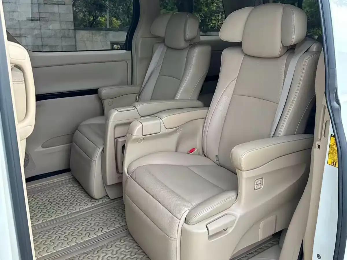 2012 Alphard 2.4L Luxury Edition — миниатюра 12