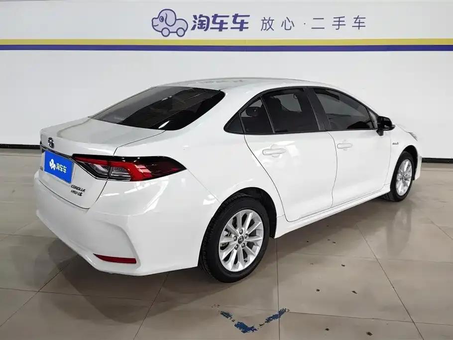 2021 Toyota Corolla Hybrid 1.8L E-CVT Elite Edition — миниатюра 3