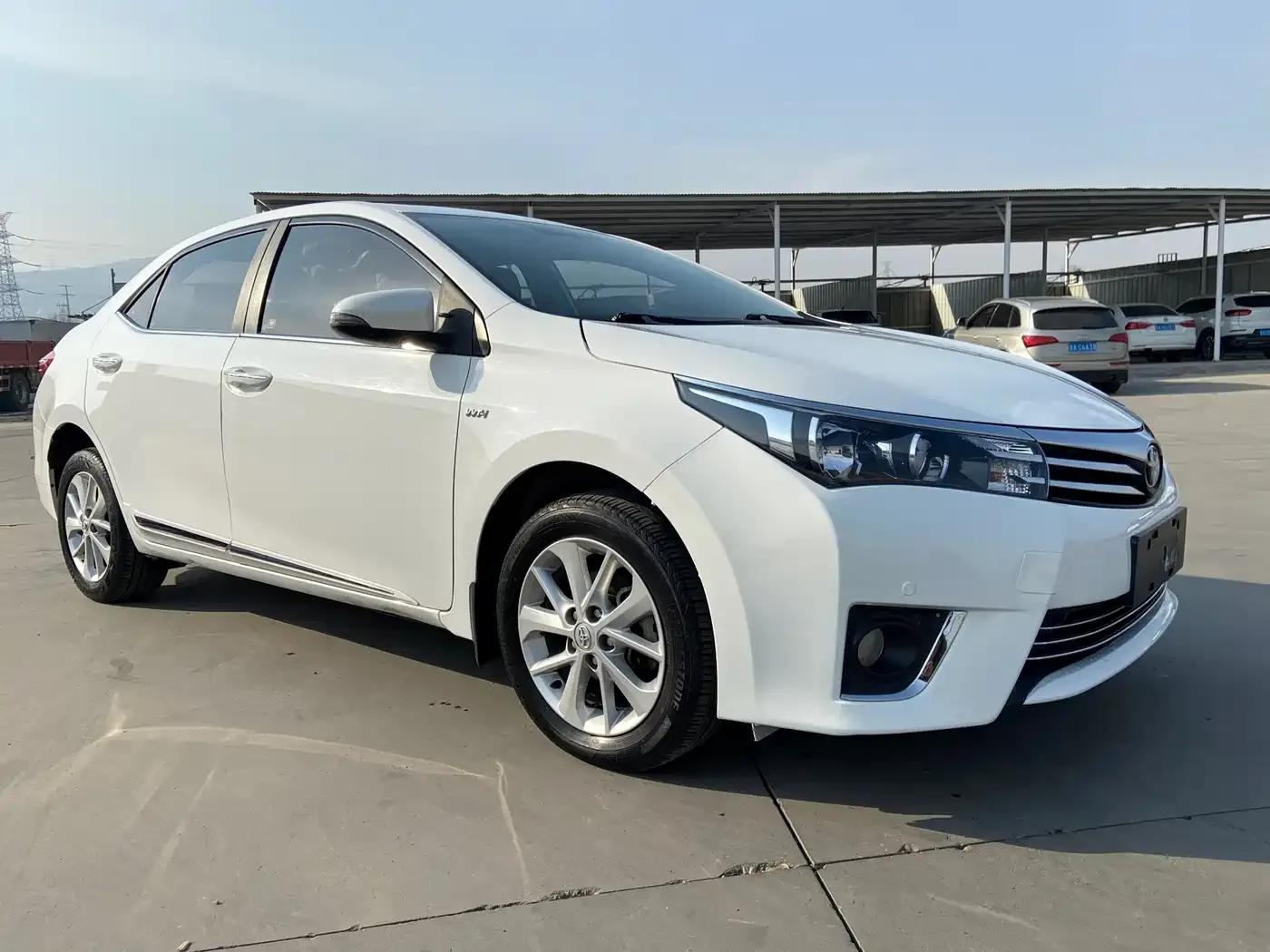 2014 Toyota Corolla 1.6L CVT GL-i Leather Edition — миниатюра 3