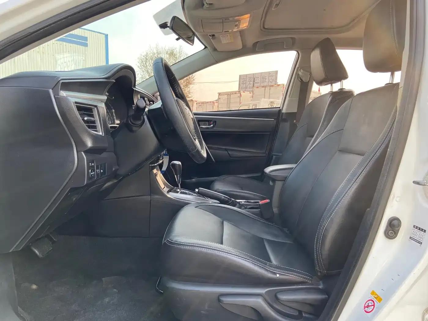 2014 Toyota Corolla 1.6L CVT GL-i Leather Edition — миниатюра 4