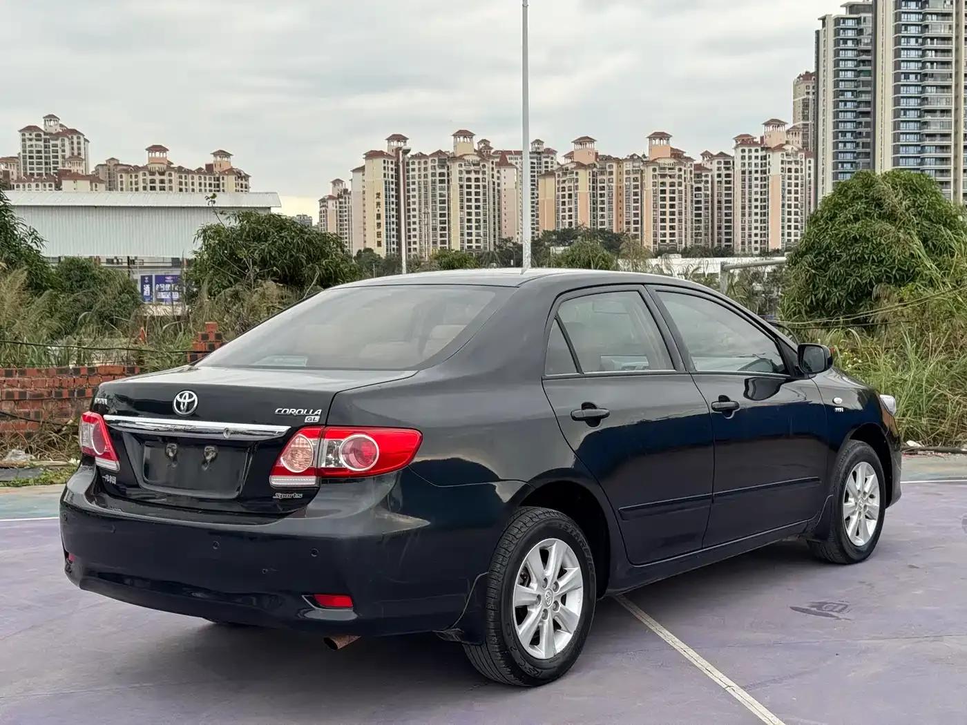 2012 Toyota Corolla Premium Edition 1.6L Automatic GL — миниатюра 4