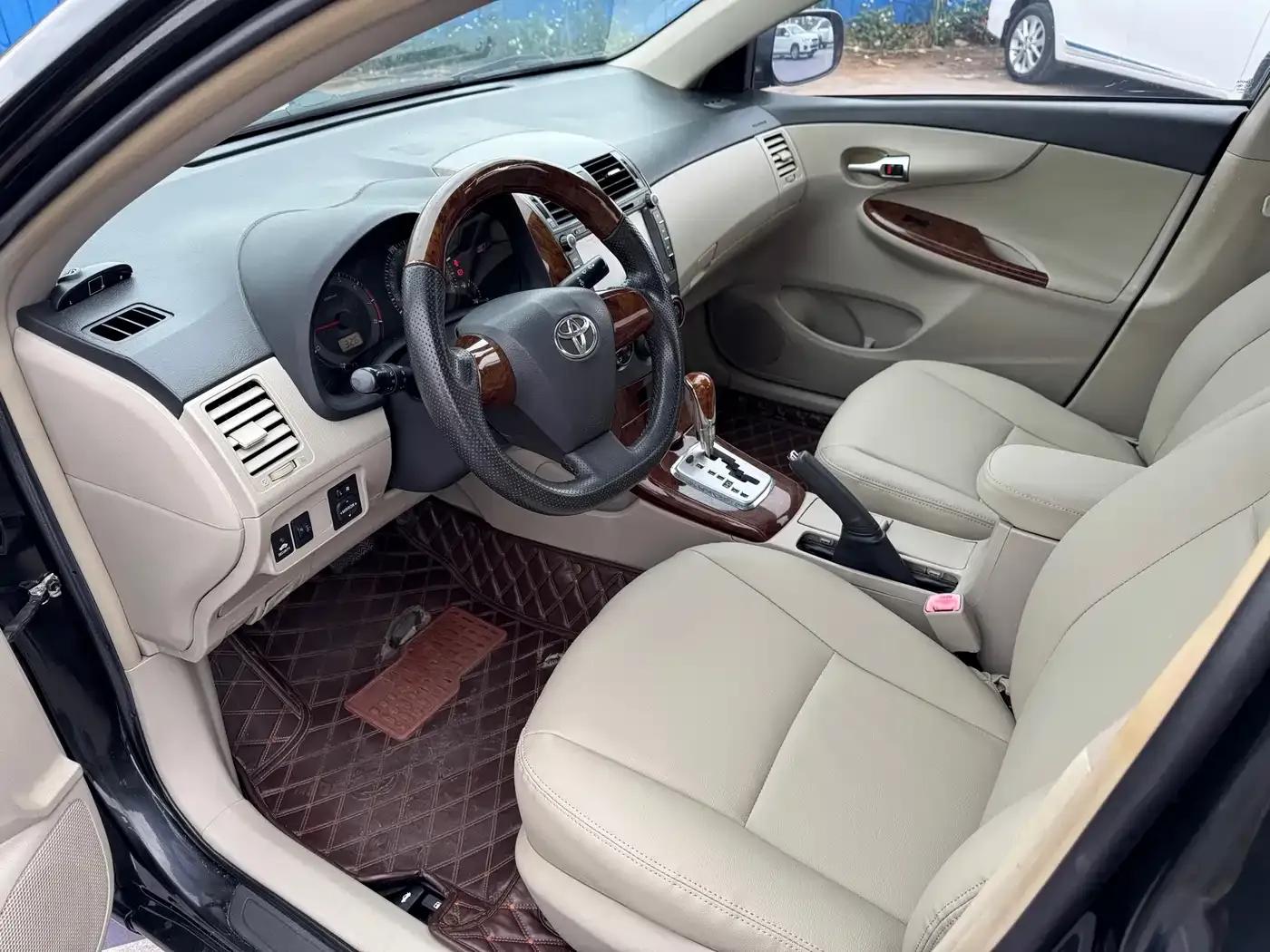 2012 Toyota Corolla Premium Edition 1.6L Automatic GL — миниатюра 7