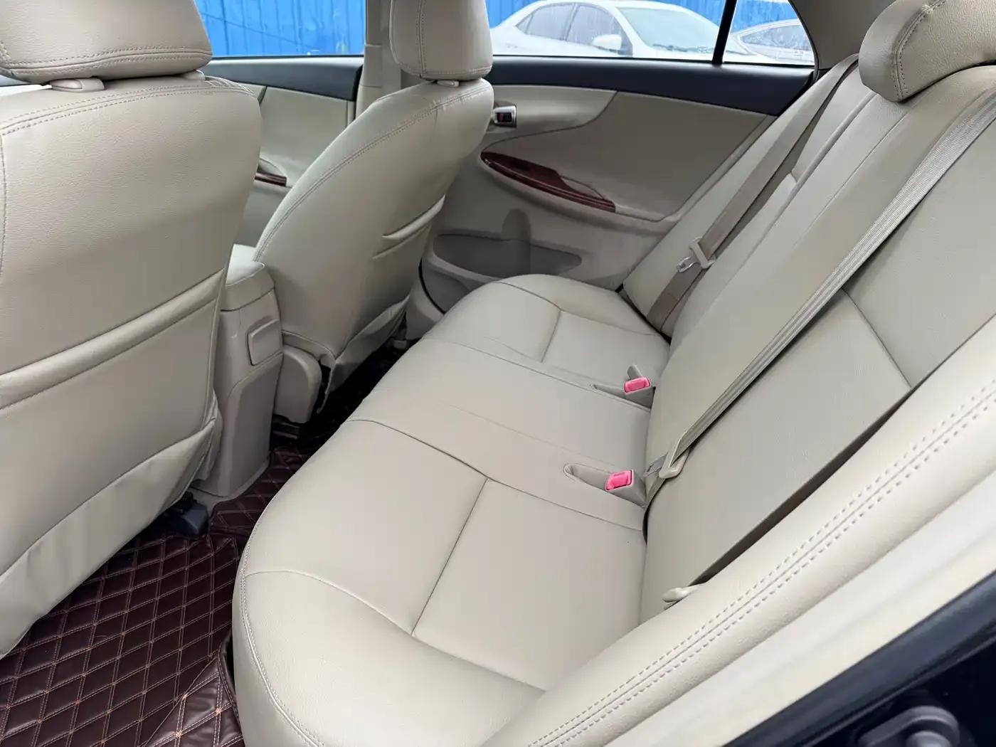 2012 Toyota Corolla Premium Edition 1.6L Automatic GL — миниатюра 8