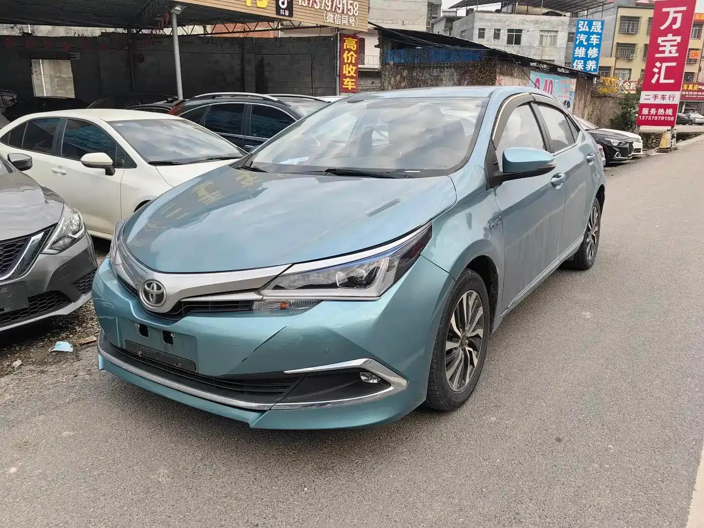 2017 Toyota Corolla Hybrid 1.8L E-CVT Elite Edition (Facelift) — миниатюра 1