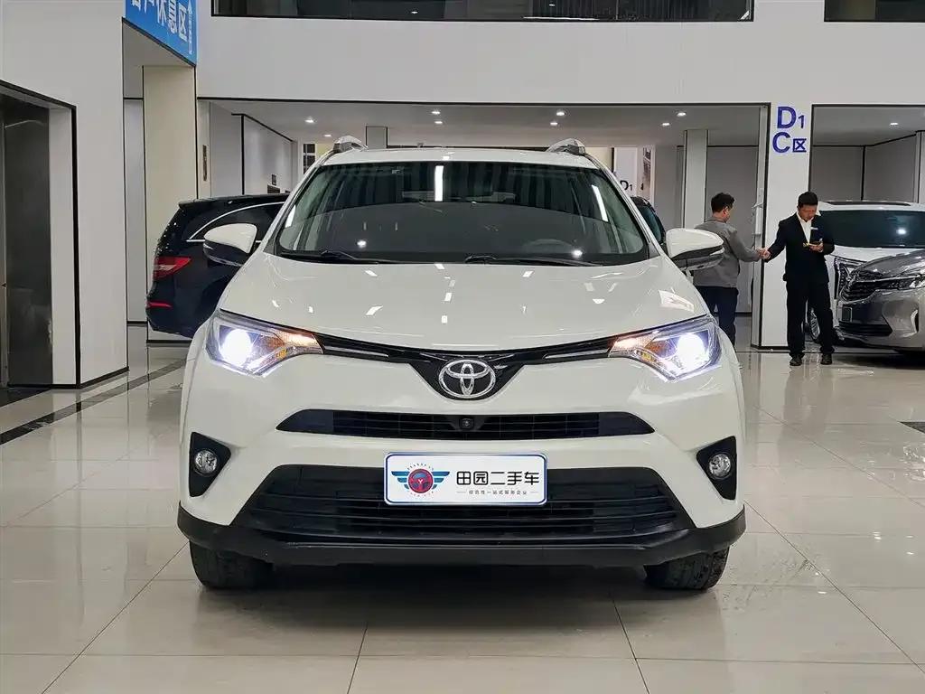 2016 Toyota RAV4 2.0L CVT 2WD Fashion Edition (National V Emission Standard) — миниатюра 2