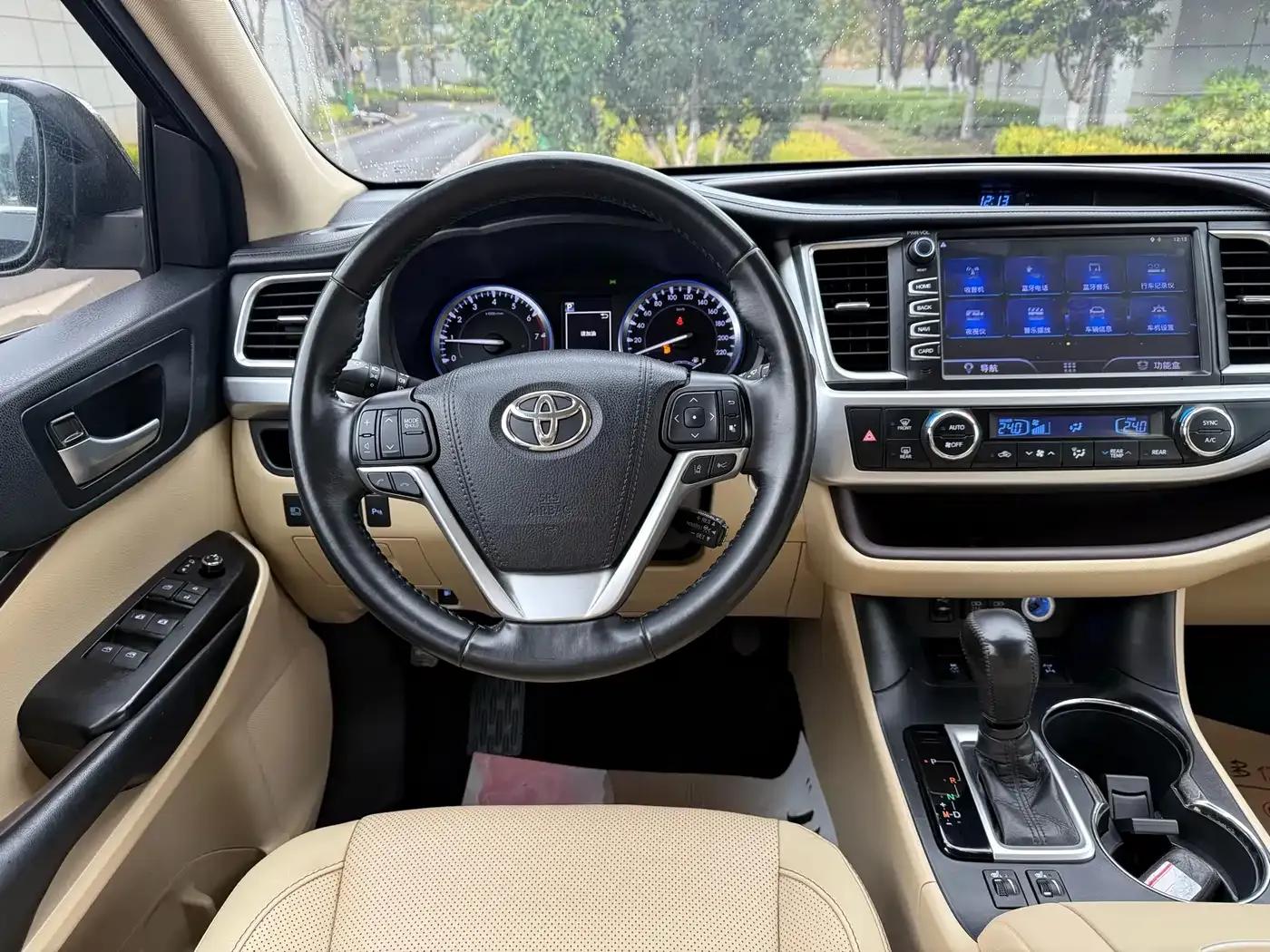 2018 Toyota Highlander 2.0T AWD Luxury 7-seater (China VI Emission Standard) — миниатюра 10