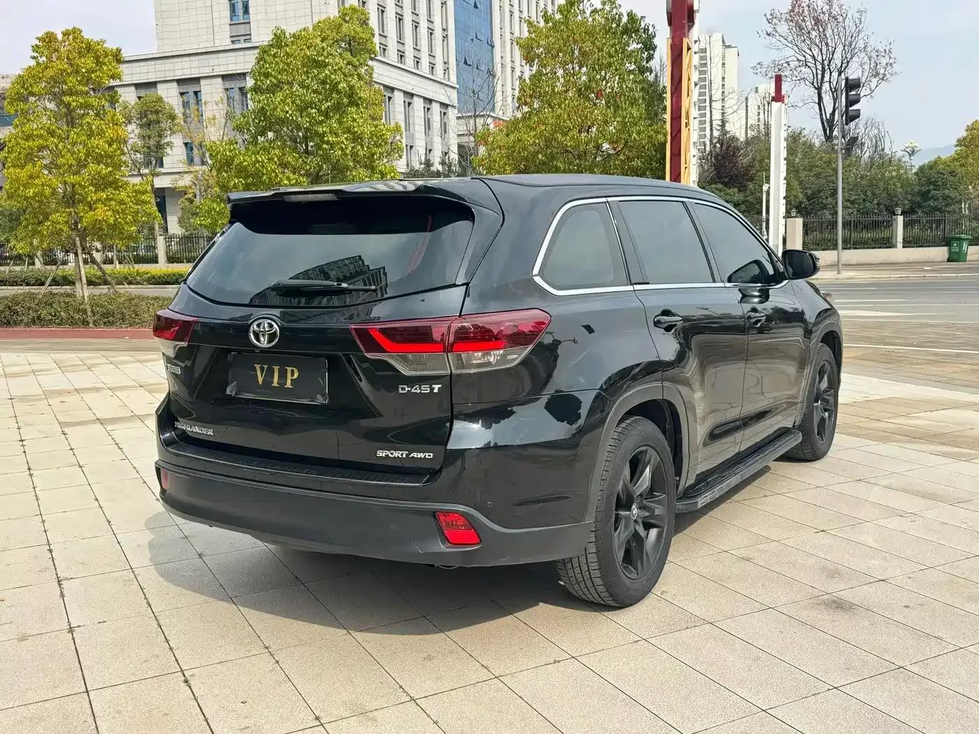 2018 Toyota Highlander 2.0T AWD Knight Edition 7-seater (China VI Emission Standard) — миниатюра 4