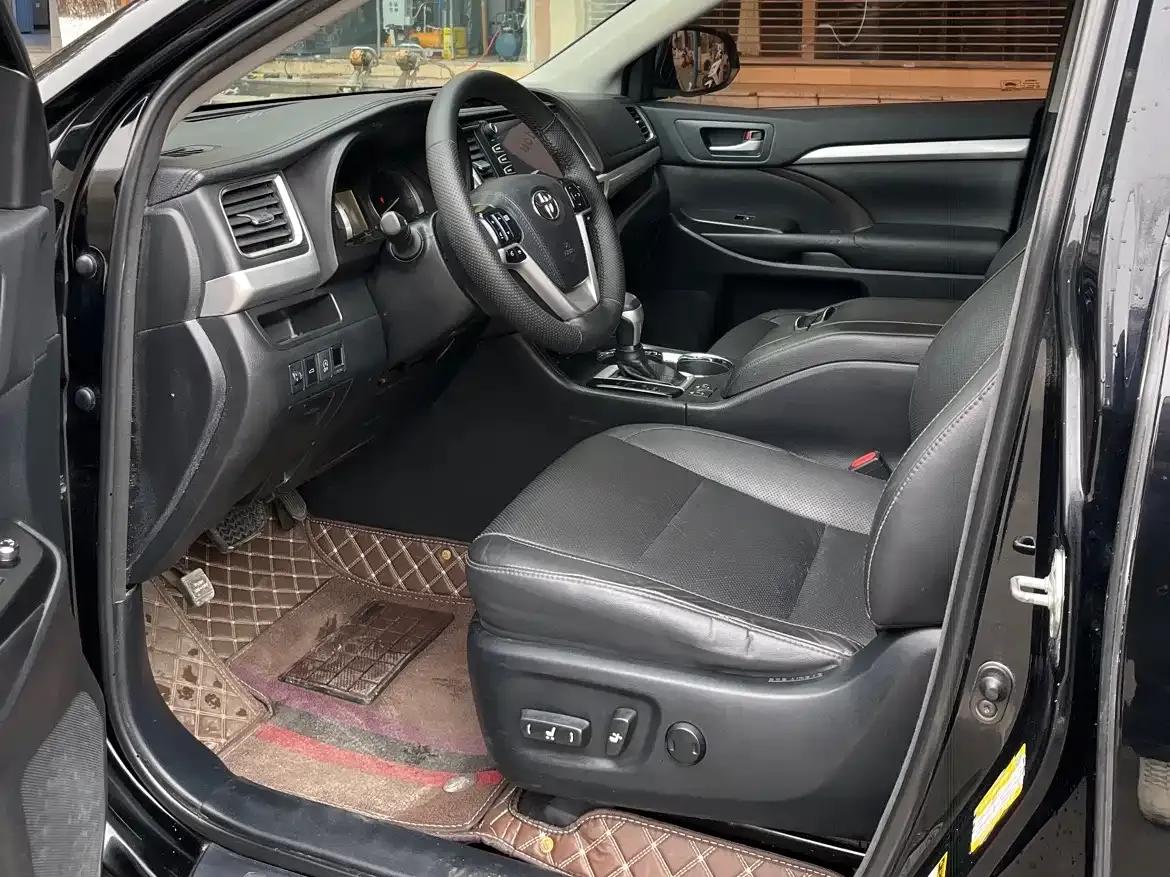 2017 Highlander 2.0T AWD Luxury 7-seater — миниатюра 6