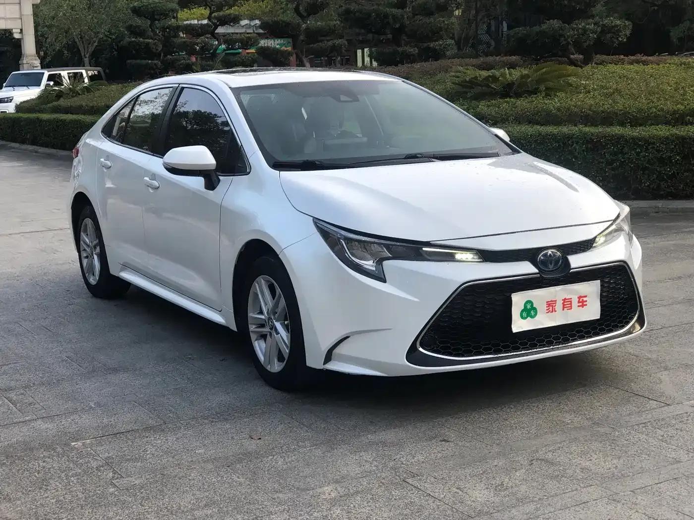 Levin 2021 Hybrid 1.8H E-CVT Luxury Edition — миниатюра 3