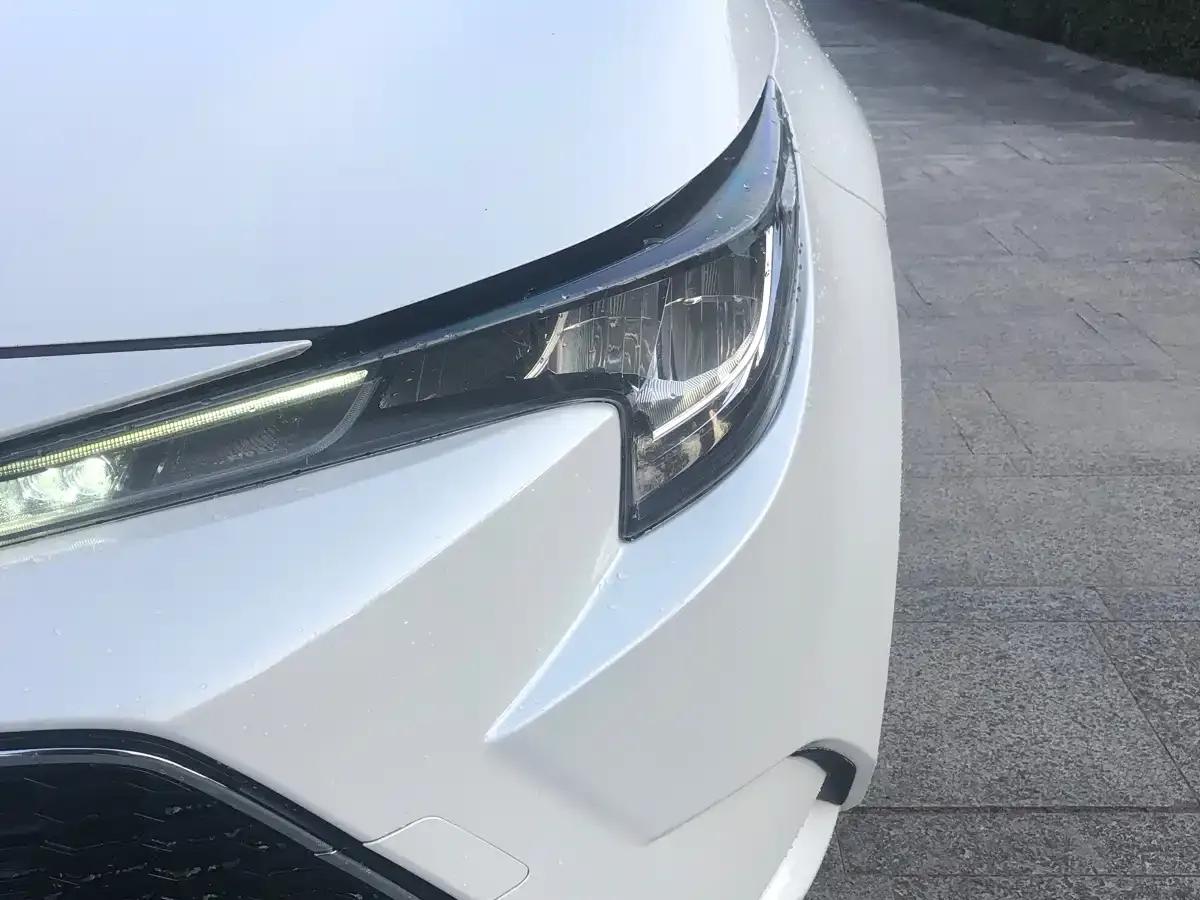 Levin 2021 Hybrid 1.8H E-CVT Luxury Edition — миниатюра 4