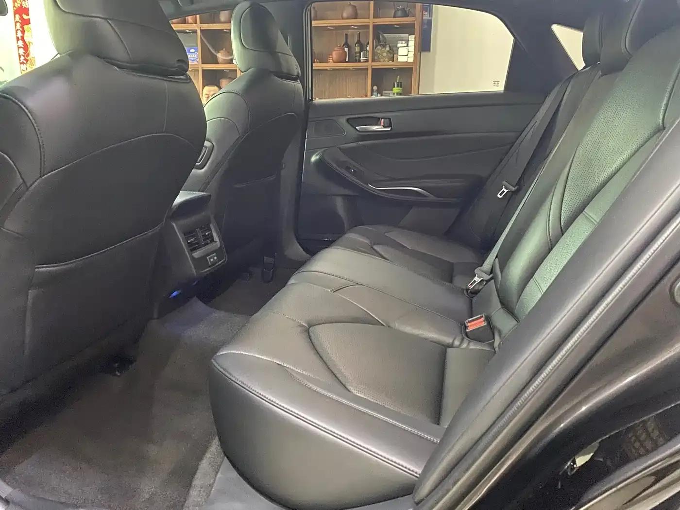 2023 Toyota Avalon 2.5L Luxury Edition — миниатюра 11