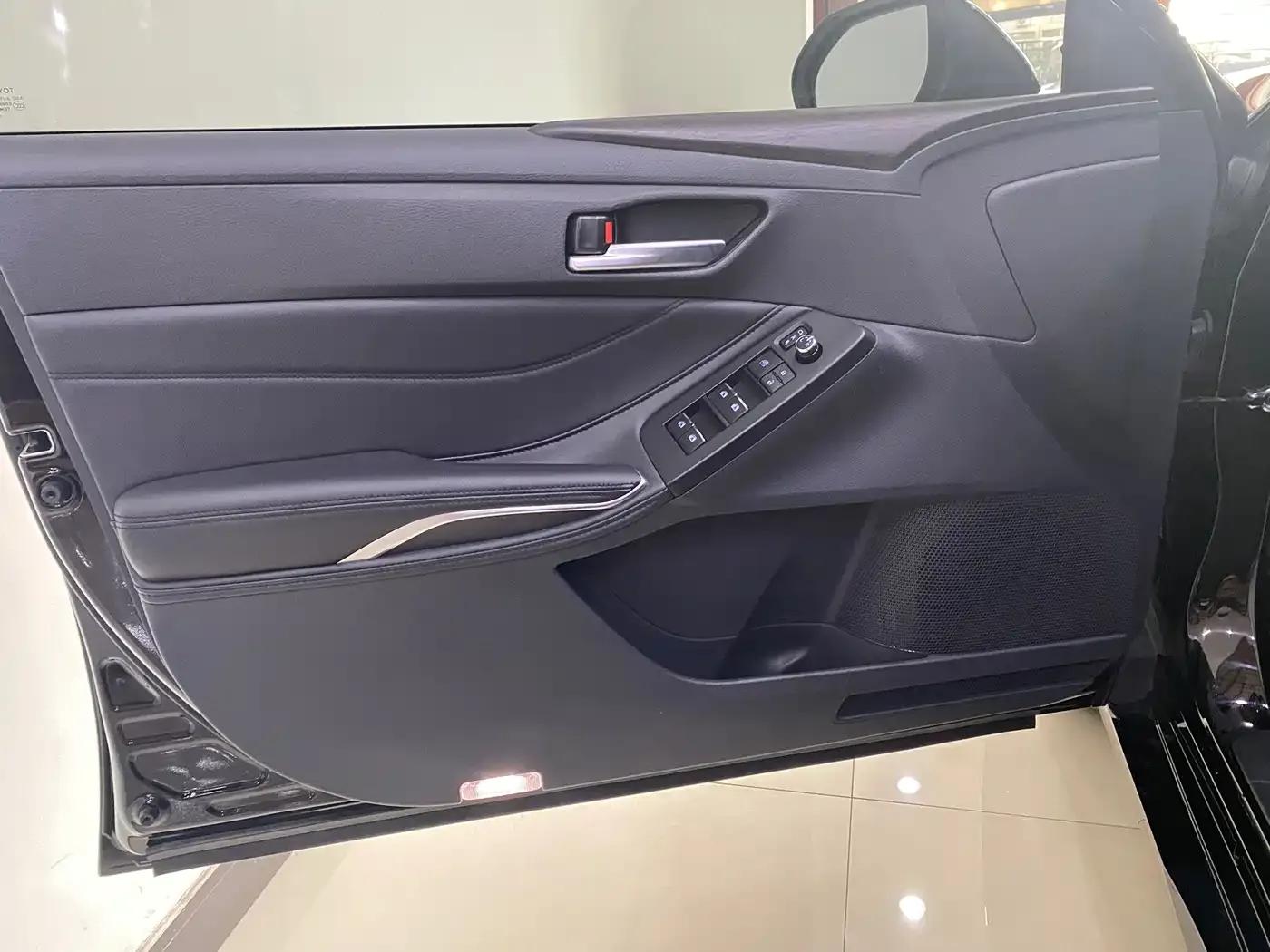 2023 Toyota Avalon 2.5L Luxury Edition — миниатюра 12