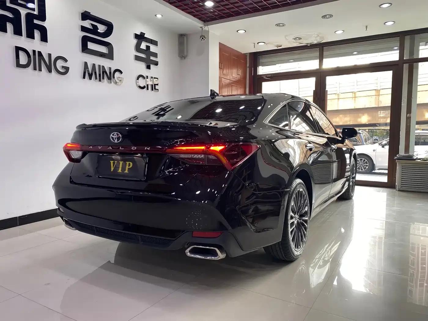 2023 Toyota Avalon 2.5L Luxury Edition — миниатюра 6