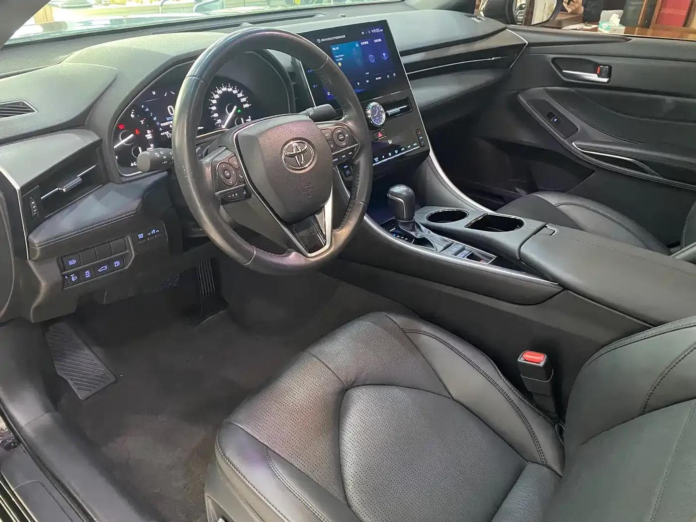 2023 Toyota Avalon 2.5L Luxury Edition — миниатюра 9