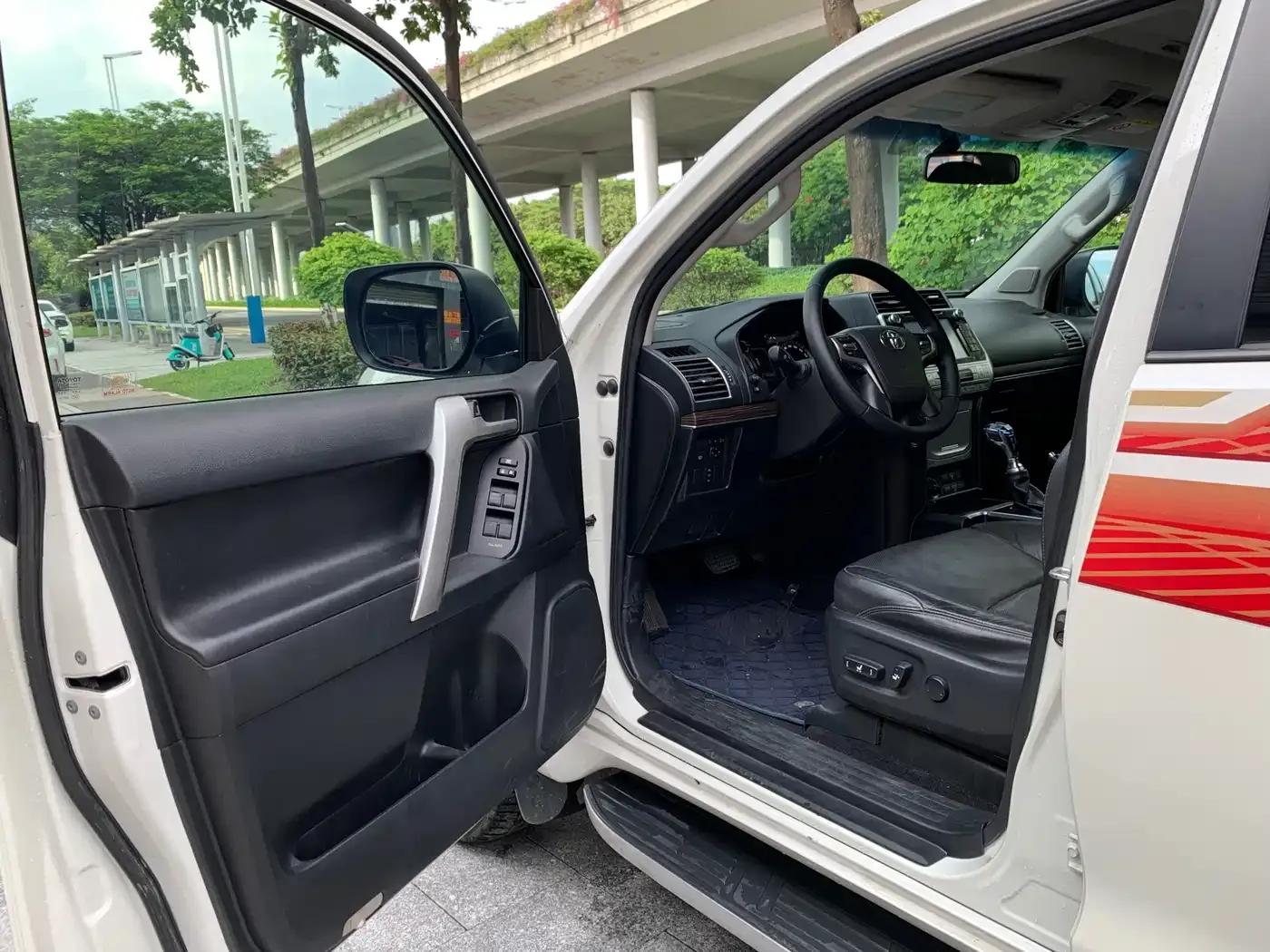 2019 Prado 3.5L Automatic TX-L Premium Edition with Rear-mounted Spare Tire — миниатюра 8