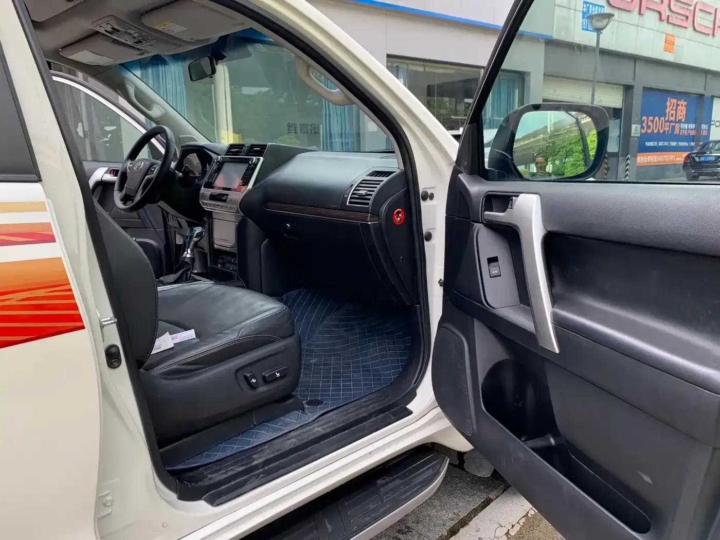 2019 Prado 3.5L Automatic TX-L Premium Edition with Rear-mounted Spare Tire — миниатюра 9