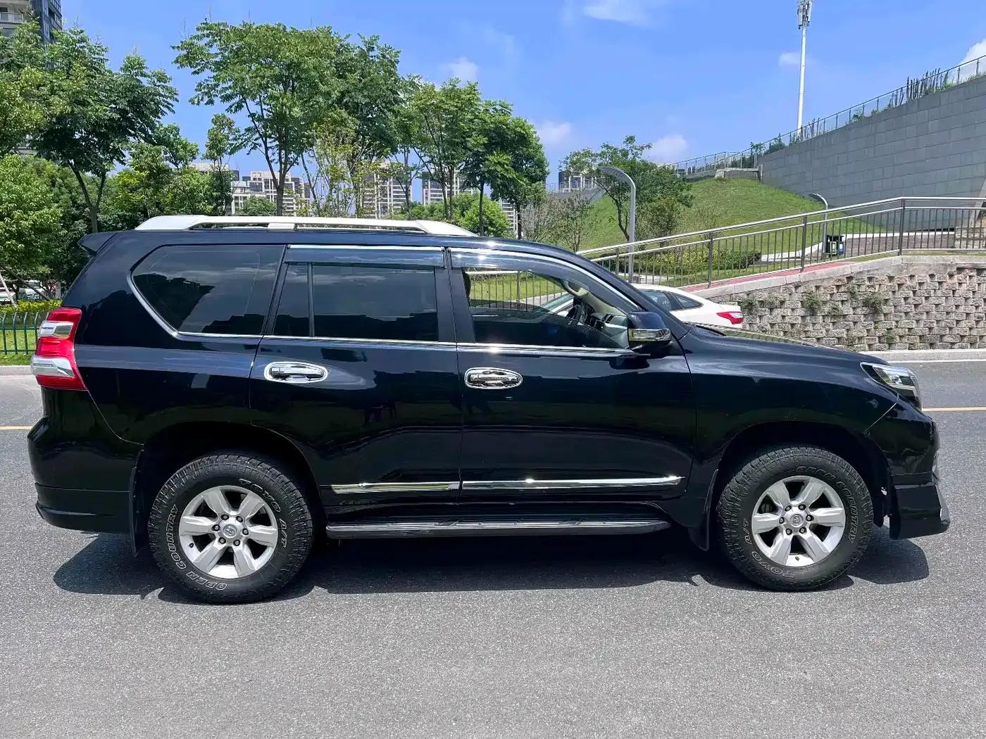 2014 Prado Imported Model 2.7L Automatic Luxury Edition — миниатюра 4