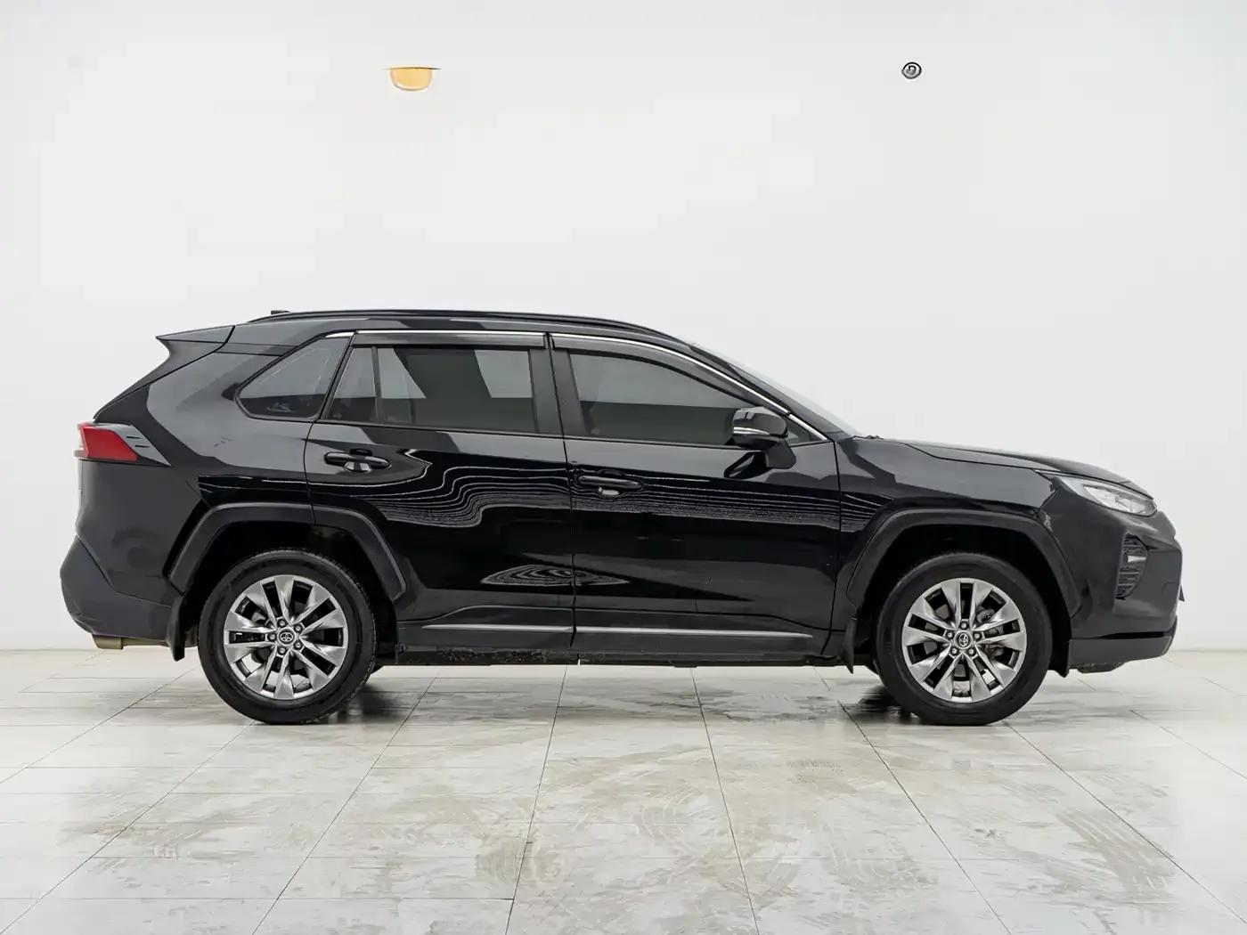 2023 Toyota Highlander 2.0L CVT 2WD Leading Edition — миниатюра 3