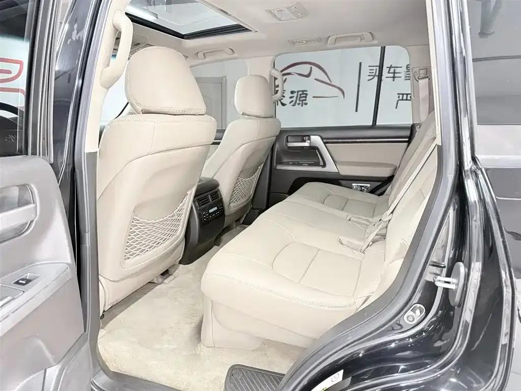 2007 Land Cruiser 4.7L Automatic GX-R — миниатюра 9