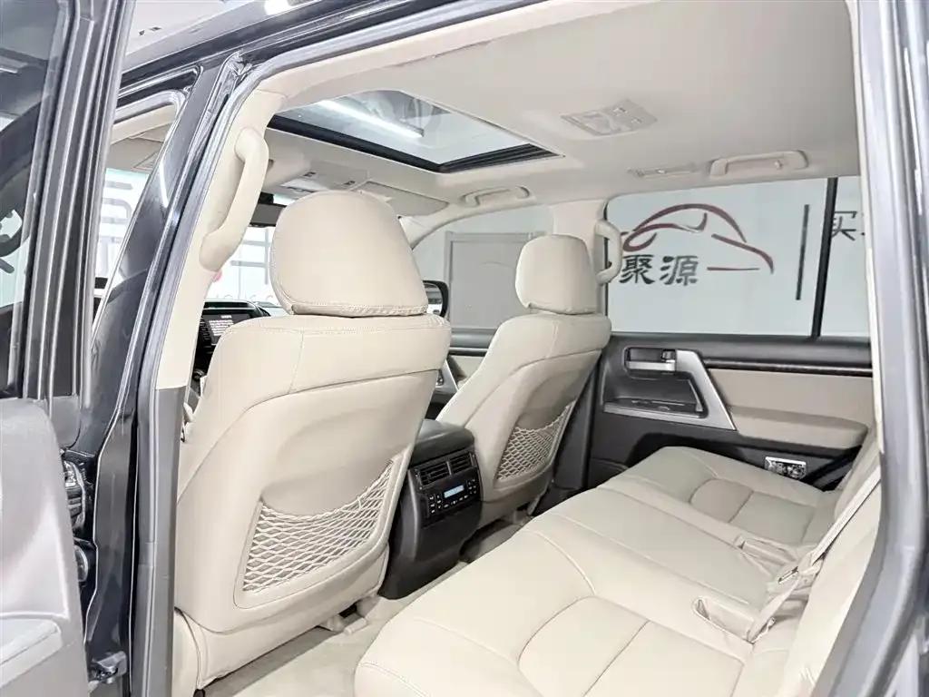 2007 Land Cruiser 4.7L Automatic GX-R — миниатюра 10